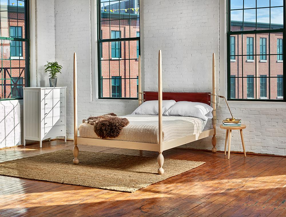High Mast Bed