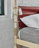 High Mast Bed