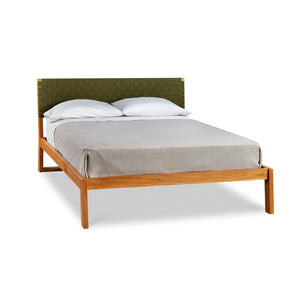 Modern Shaker Bed