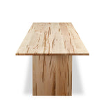 Hygge Table